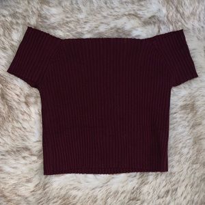 3/$20 Maroon Knit Crop Top🖤